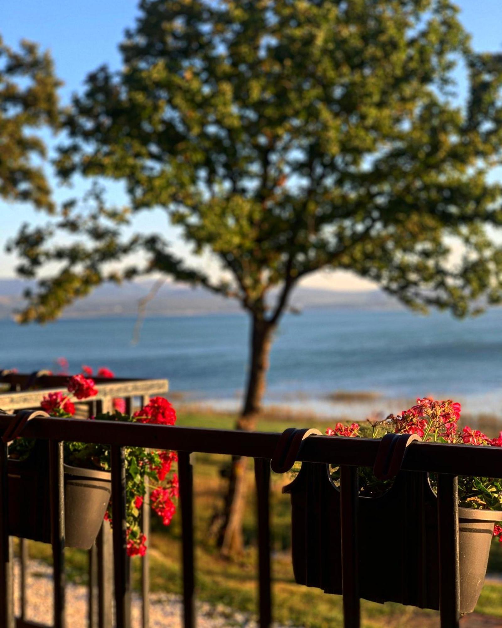 Lake House Beliz Livno Exterior photo